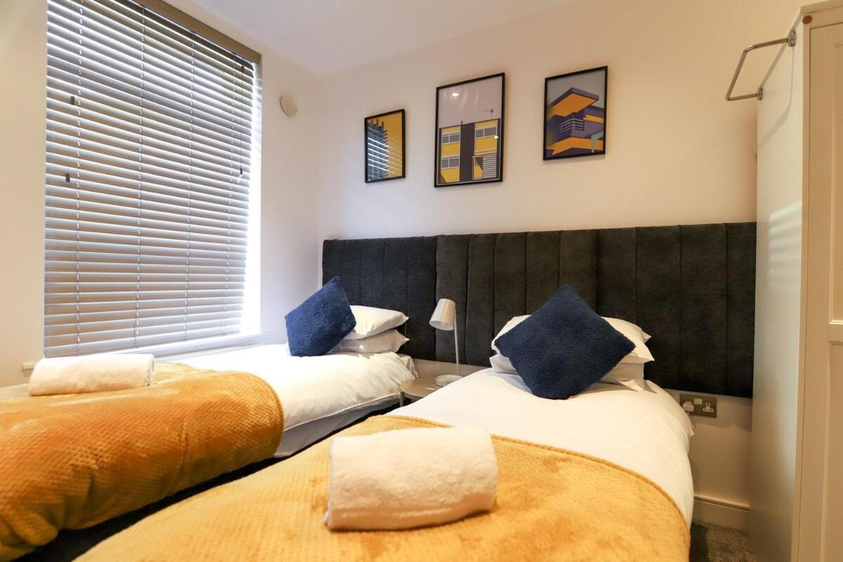 New- Modern 2Br Apt Wifi Sleep5 City Centre シェフィールド エクステリア 写真