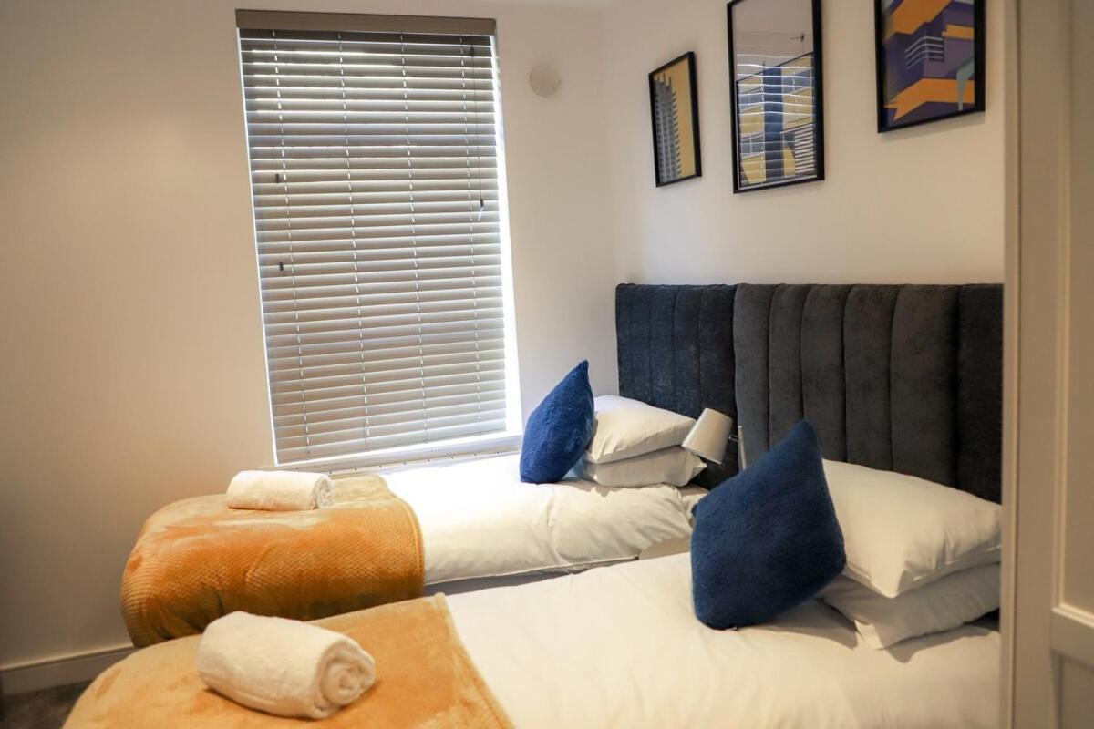 New- Modern 2Br Apt Wifi Sleep5 City Centre シェフィールド エクステリア 写真